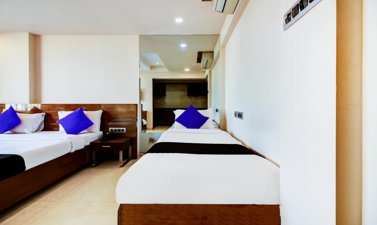 Hotel Imperial Residency Mumbai Exterior photo